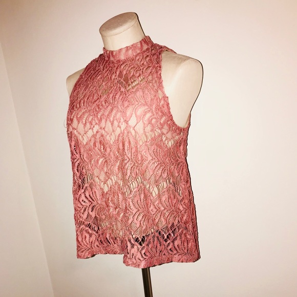 GORGEOUS LACE TOP - Picture 2 of 6